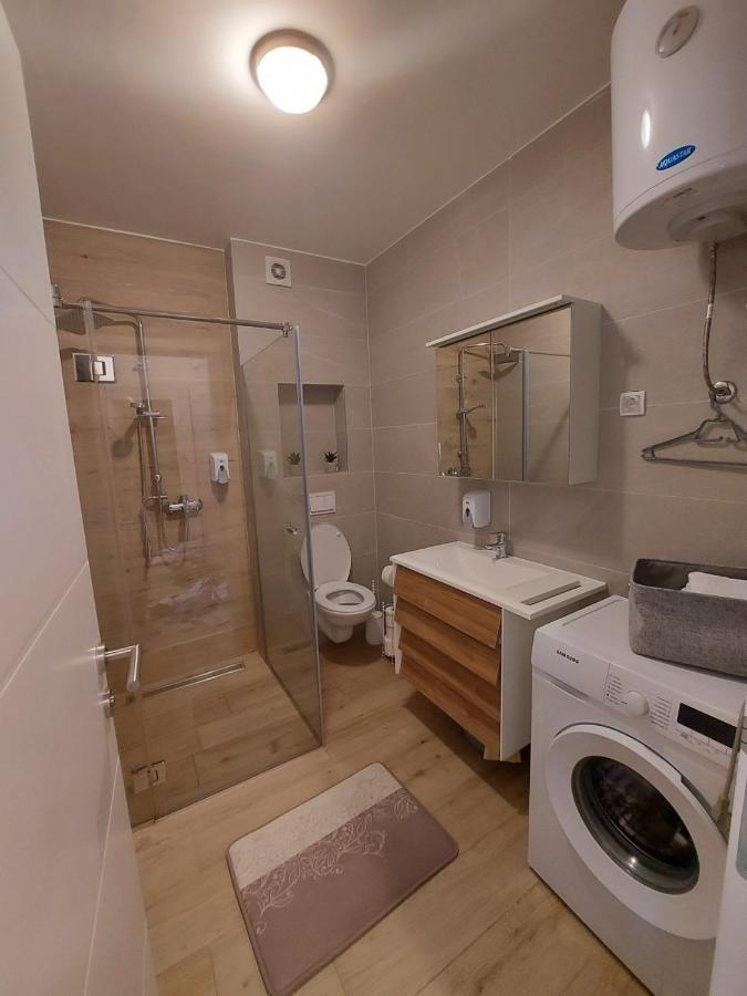 Apartman Vrbas Sa Podzemnom Garazom Banja Luka Bagian luar foto