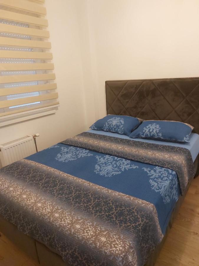 Apartman Vrbas Sa Podzemnom Garazom Banja Luka Bagian luar foto