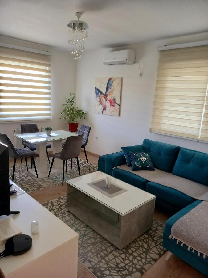 Apartman Vrbas Sa Podzemnom Garazom Banja Luka Bagian luar foto